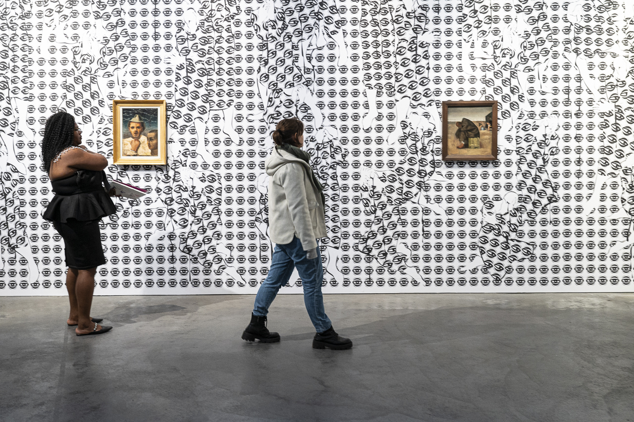 Participants visit PARASTOU FOROUHAR’s, “The Eyes”, since 2018. Exhibition view of Felix-Nussbaum-Haus in the Museumsquartier Osnabrück, Photo © Angela von Brill, 2023